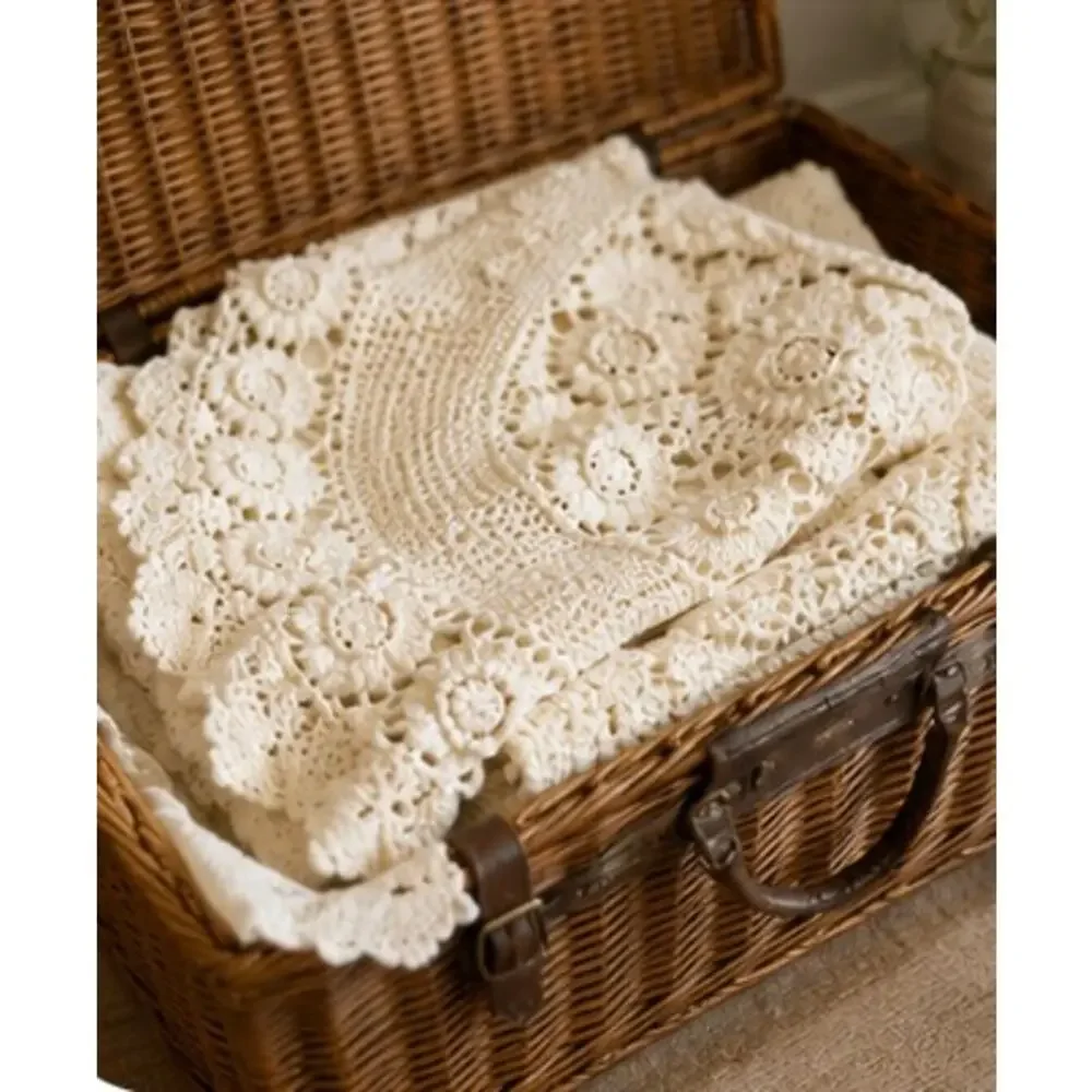 Vintage Handmade Crochet Lace Coverlet Throw Ecru Floral Roses Raised Crochet